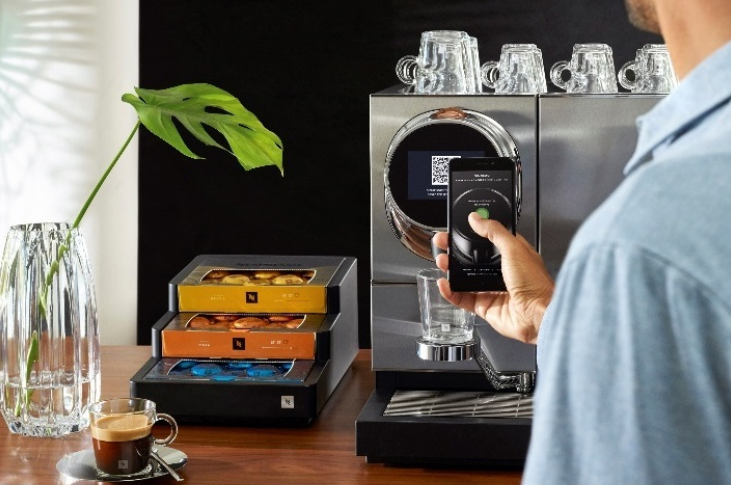 Universel ledningsfri velgørenhed Máquinas de café com acesso remoto são aposta da Nespresso - Foodbiz